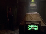 extant_StarTrek_VOY_5x21-Juggernaut_02387.jpg