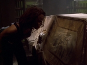 extant_StarTrek_VOY_5x21-Juggernaut_02394.jpg