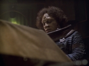 extant_StarTrek_VOY_5x21-Juggernaut_02413.jpg