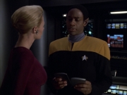 Filename=extant_StarTrek_VOY_5x21-Juggernaut_02519.jpg
Filesize=144KiB
Dimensions=1200x900
Date added=Nov 21, 2019 extant_StarTrek_VOY_5x21-Juggernaut_02519.jpg