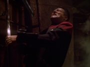 Filename=extant_StarTrek_VOY_5x21-Juggernaut_02612.jpg
Filesize=144KiB
Dimensions=1200x900
Date added=Nov 21, 2019 extant_StarTrek_VOY_5x21-Juggernaut_02612.jpg