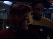 extant_StarTrek_VOY_5x21-Juggernaut_02705.jpg