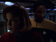 extant_StarTrek_VOY_5x21-Juggernaut_02713.jpg