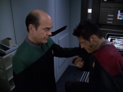 Filename=extant_StarTrek_VOY_5x21-Juggernaut_02982.jpg
Filesize=147KiB
Dimensions=1200x900
Date added=Nov 21, 2019 extant_StarTrek_VOY_5x21-Juggernaut_02982.jpg