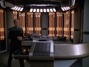 extant_StarTrek_VOY_5x21-Juggernaut_03015.jpg