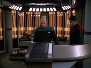 extant_StarTrek_VOY_5x21-Juggernaut_03019.jpg