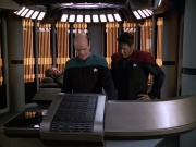 extant_StarTrek_VOY_5x21-Juggernaut_03024.jpg