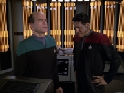 Filename=extant_StarTrek_VOY_5x21-Juggernaut_03043.jpg
Filesize=227KiB
Dimensions=1200x900
Date added=Nov 21, 2019 extant_StarTrek_VOY_5x21-Juggernaut_03043.jpg