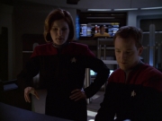 extant_StarTrek_VOY_5x21-Juggernaut_03099.jpg