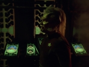 extant_StarTrek_VOY_5x21-Juggernaut_03135.jpg