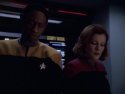 Filename=extant_StarTrek_VOY_5x21-Juggernaut_03386.jpg
Filesize=144KiB
Dimensions=1200x900
Date added=Nov 21, 2019 extant_StarTrek_VOY_5x21-Juggernaut_03386.jpg