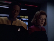 Filename=extant_StarTrek_VOY_5x21-Juggernaut_03389.jpg
Filesize=139KiB
Dimensions=1200x900
Date added=Nov 21, 2019 extant_StarTrek_VOY_5x21-Juggernaut_03389.jpg