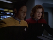 Filename=extant_StarTrek_VOY_5x21-Juggernaut_03544.jpg
Filesize=137KiB
Dimensions=1200x900
Date added=Nov 21, 2019 extant_StarTrek_VOY_5x21-Juggernaut_03544.jpg