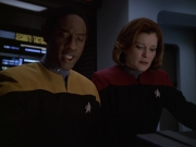 Filename=extant_StarTrek_VOY_5x21-Juggernaut_03546.jpg
Filesize=128KiB
Dimensions=1200x900
Date added=Nov 21, 2019 extant_StarTrek_VOY_5x21-Juggernaut_03546.jpg