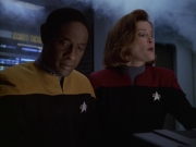 Filename=extant_StarTrek_VOY_5x21-Juggernaut_03604.jpg
Filesize=138KiB
Dimensions=1200x900
Date added=Nov 21, 2019 extant_StarTrek_VOY_5x21-Juggernaut_03604.jpg