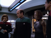Filename=extant_StarTrek_VOY_5x21-Juggernaut_03650.jpg
Filesize=165KiB
Dimensions=1200x900
Date added=Nov 21, 2019 extant_StarTrek_VOY_5x21-Juggernaut_03650.jpg