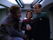 Filename=extant_StarTrek_VOY_5x21-Juggernaut_03657.jpg
Filesize=187KiB
Dimensions=1200x900
Date added=Nov 21, 2019 extant_StarTrek_VOY_5x21-Juggernaut_03657.jpg