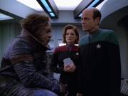 Filename=extant_StarTrek_VOY_5x21-Juggernaut_03658.jpg
Filesize=186KiB
Dimensions=1200x900
Date added=Nov 21, 2019 extant_StarTrek_VOY_5x21-Juggernaut_03658.jpg
