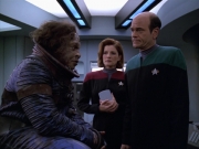 Filename=extant_StarTrek_VOY_5x21-Juggernaut_03663.jpg
Filesize=187KiB
Dimensions=1200x900
Date added=Nov 21, 2019 extant_StarTrek_VOY_5x21-Juggernaut_03663.jpg