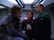 Filename=extant_StarTrek_VOY_5x21-Juggernaut_03677.jpg
Filesize=186KiB
Dimensions=1200x900
Date added=Nov 21, 2019 extant_StarTrek_VOY_5x21-Juggernaut_03677.jpg