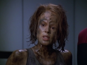 extant_StarTrek_VOY_5x21-Juggernaut_03687.jpg