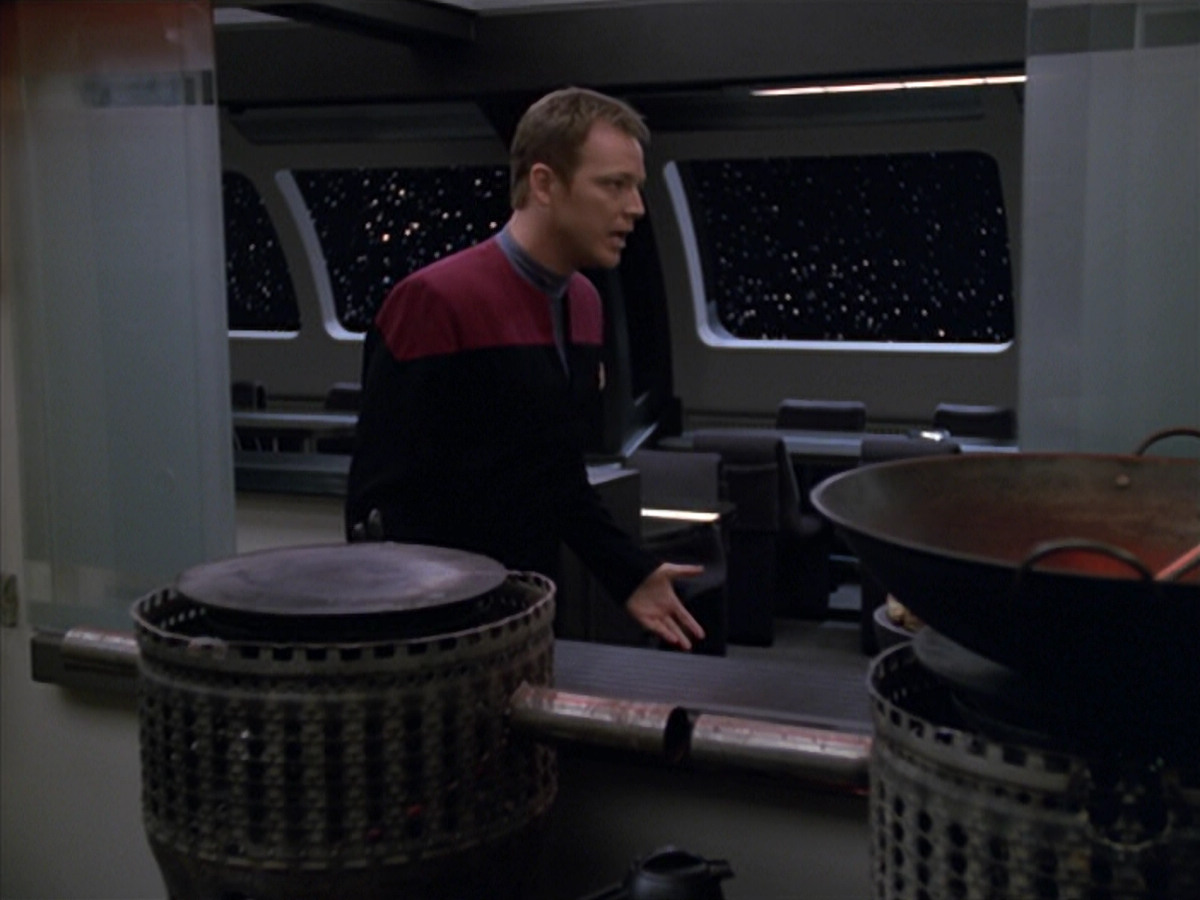 extant_StarTrek_VOY_5x25-Warhead_00004.jpg