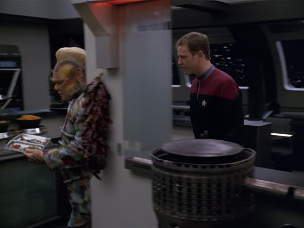 extant_StarTrek_VOY_5x25-Warhead_00007.jpg