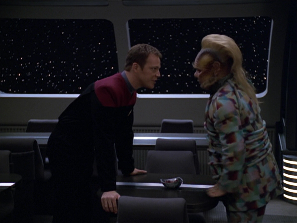 extant_StarTrek_VOY_5x25-Warhead_00030.jpg