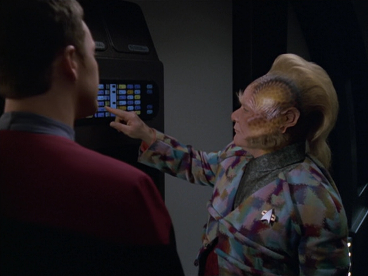 extant_StarTrek_VOY_5x25-Warhead_00065.jpg