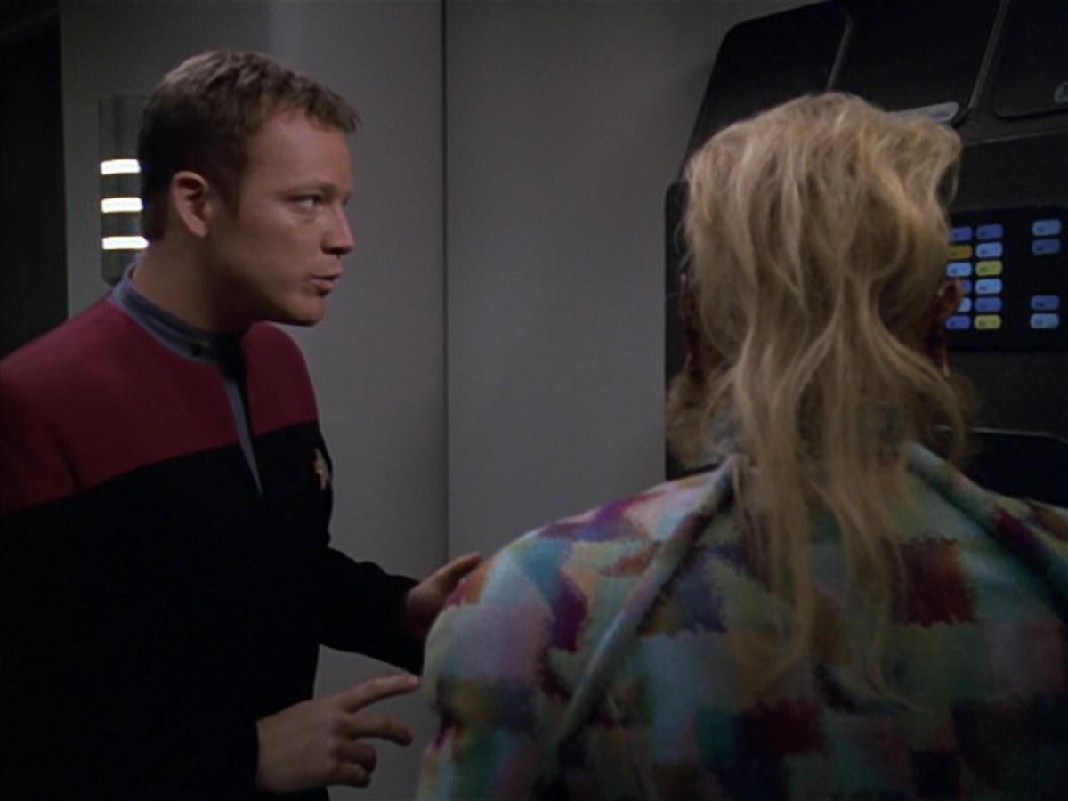 extant_StarTrek_VOY_5x25-Warhead_00069.jpg