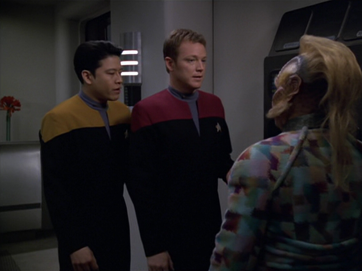 extant_StarTrek_VOY_5x25-Warhead_00081.jpg