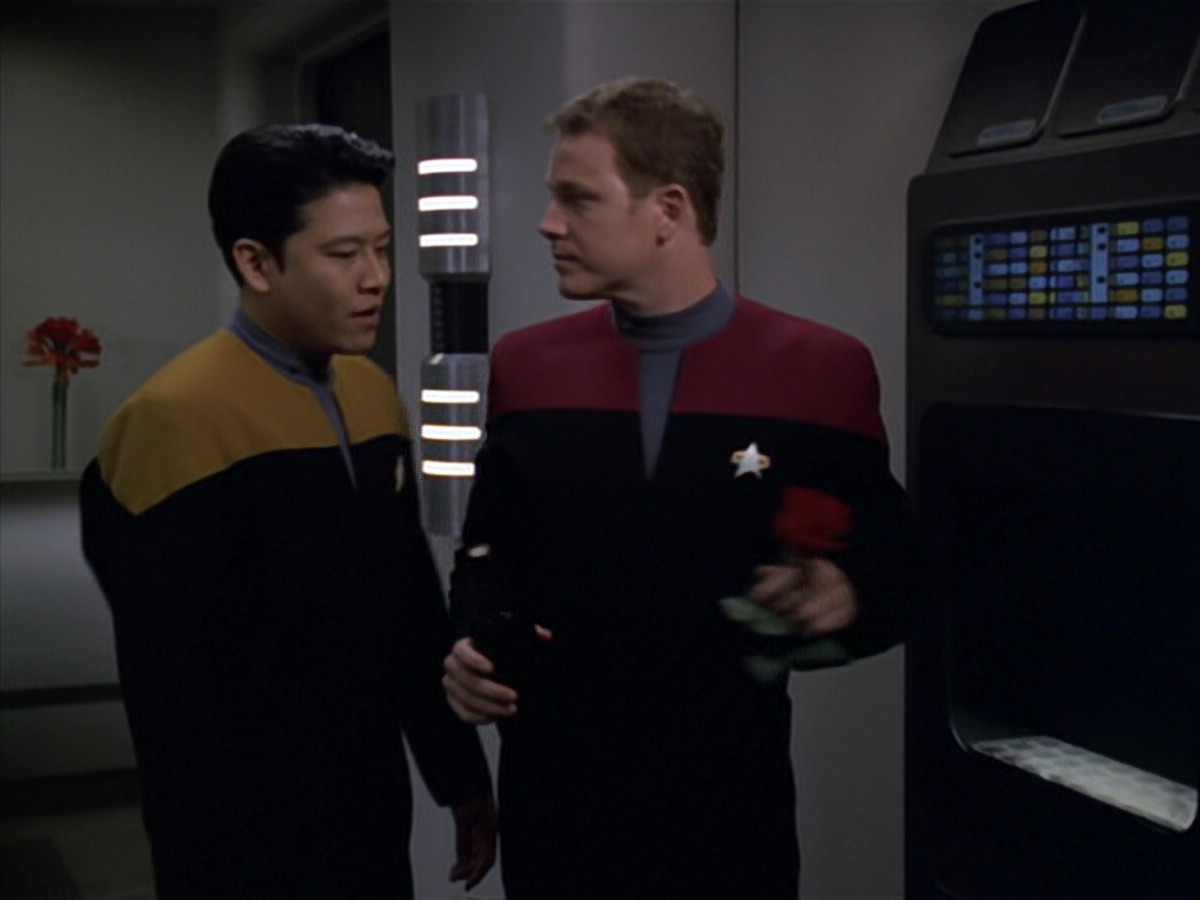 extant_StarTrek_VOY_5x25-Warhead_00085.jpg
