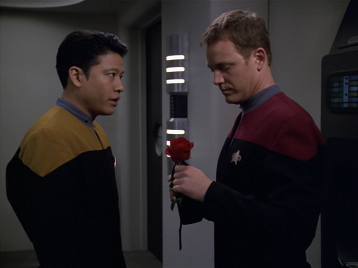 extant_StarTrek_VOY_5x25-Warhead_00087.jpg