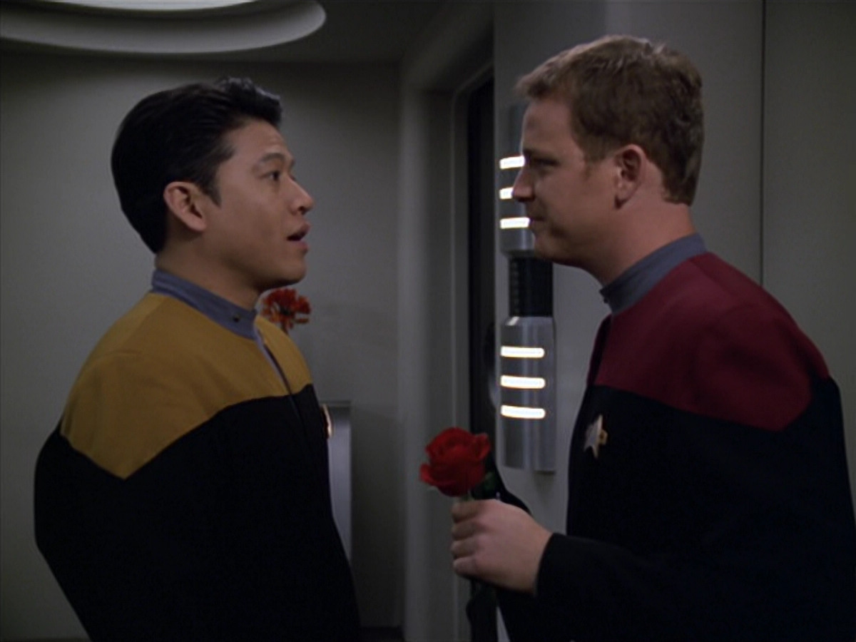 extant_StarTrek_VOY_5x25-Warhead_00090.jpg