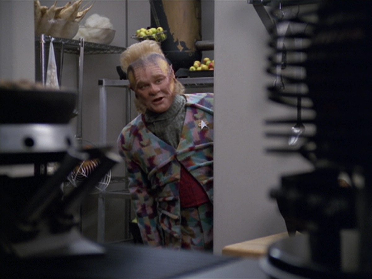 extant_StarTrek_VOY_5x25-Warhead_00097.jpg
