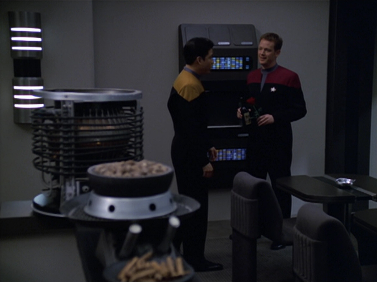 extant_StarTrek_VOY_5x25-Warhead_00099.jpg