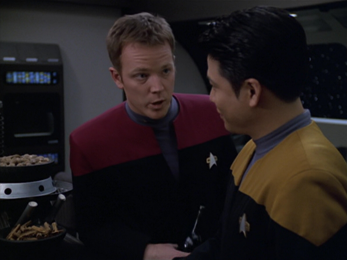 extant_StarTrek_VOY_5x25-Warhead_00133.jpg