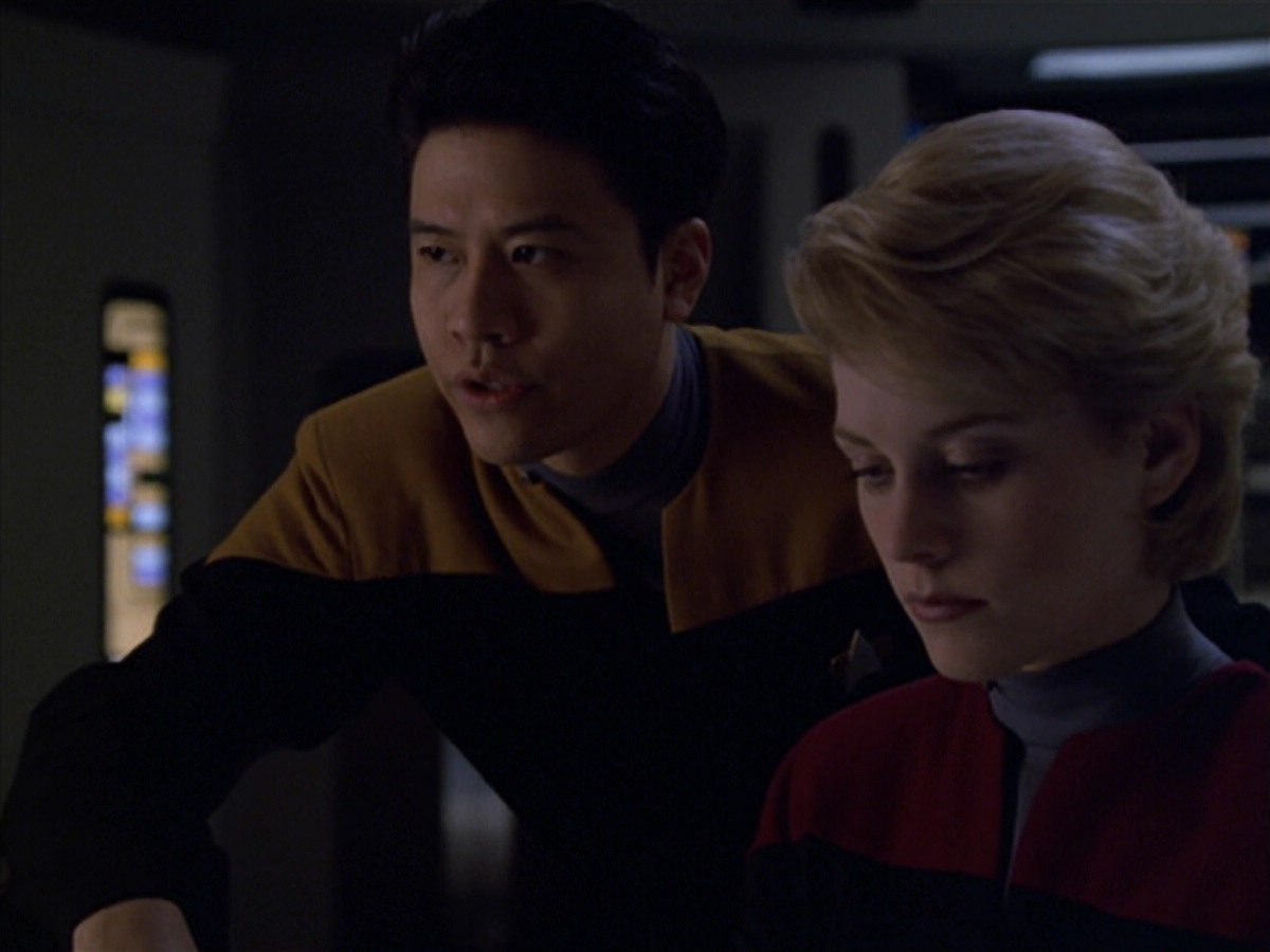 extant_StarTrek_VOY_5x25-Warhead_00243.jpg
