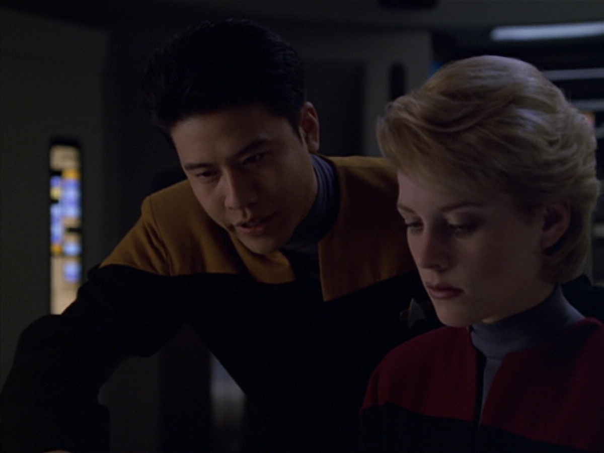 extant_StarTrek_VOY_5x25-Warhead_00259.jpg