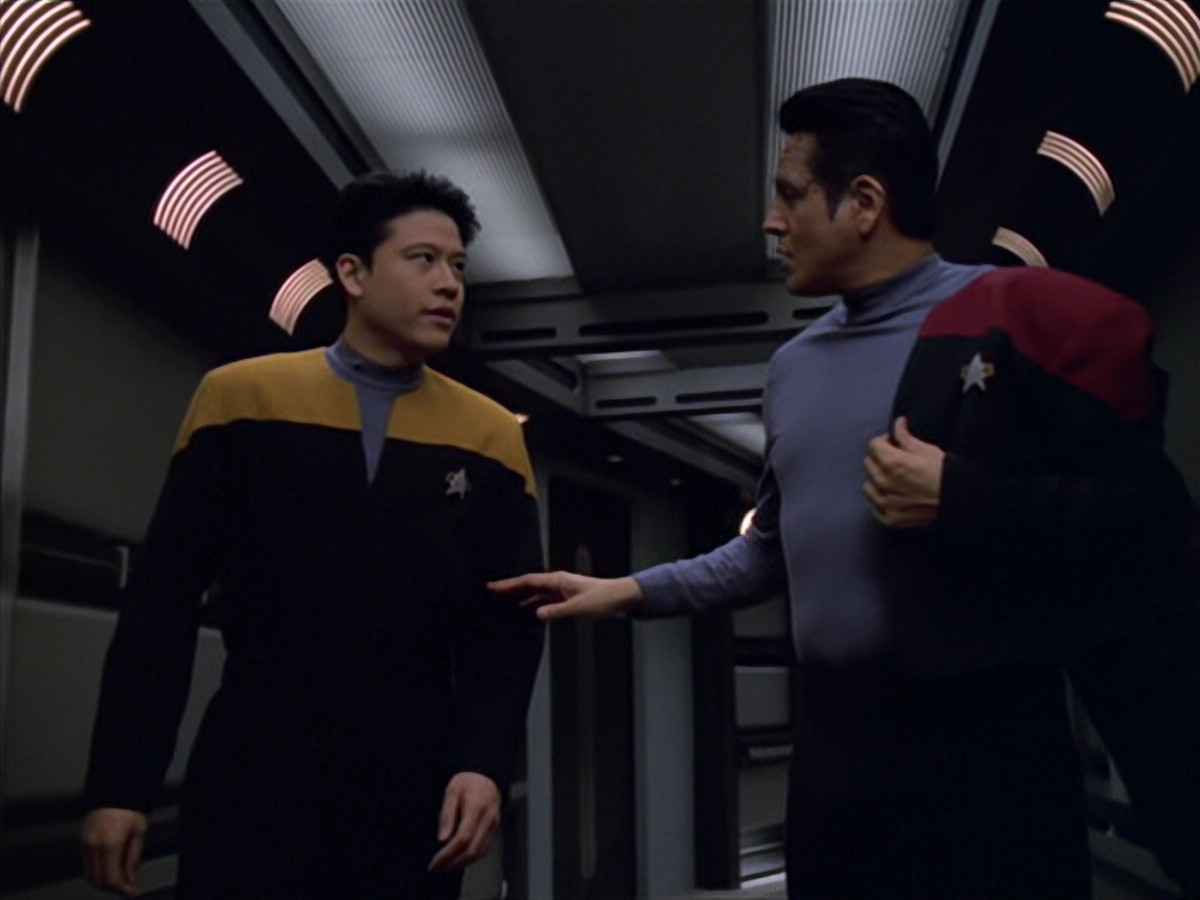 extant_StarTrek_VOY_5x25-Warhead_00283.jpg