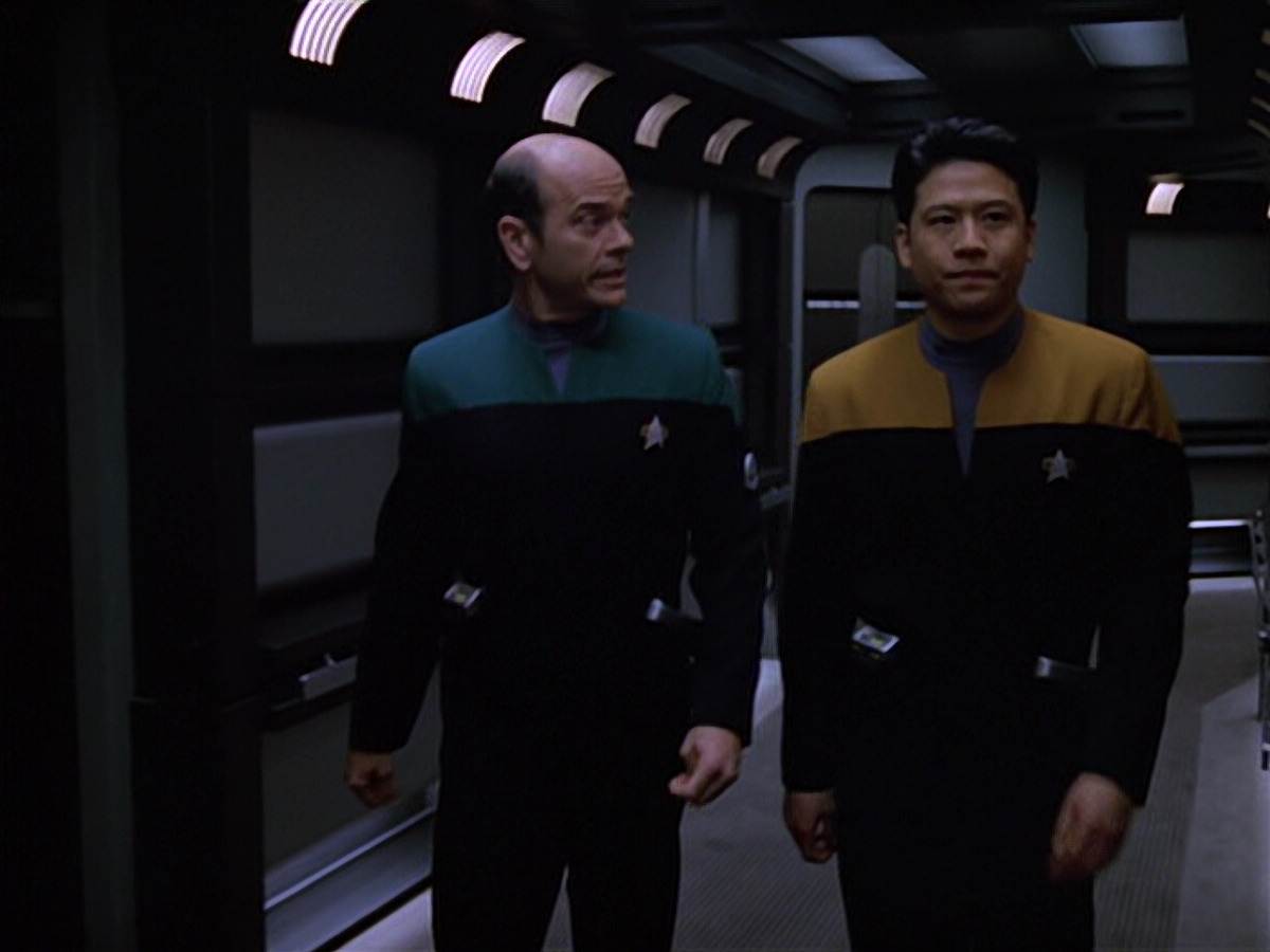 extant_StarTrek_VOY_5x25-Warhead_00304.jpg