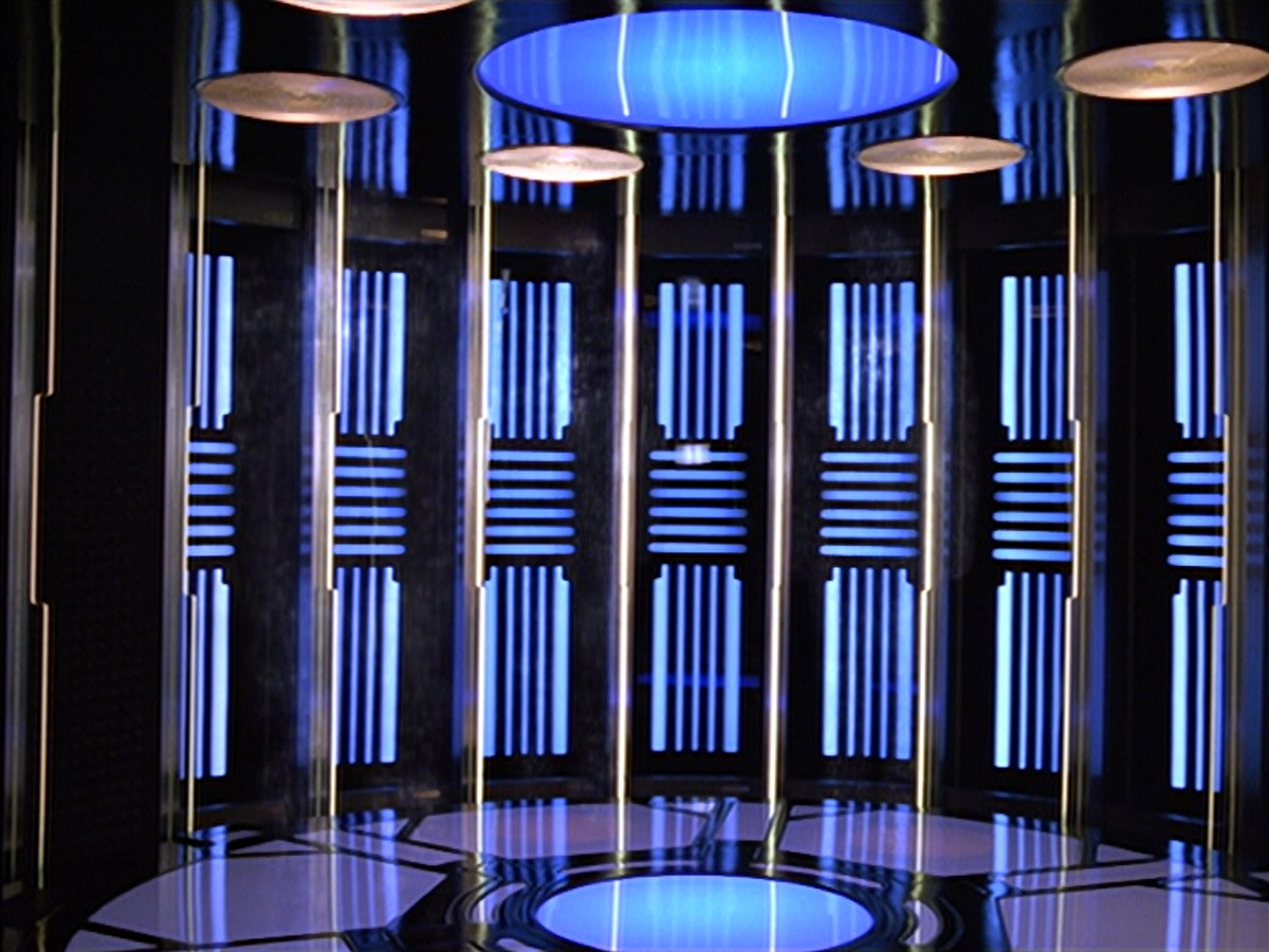extant_StarTrek_VOY_5x25-Warhead_00346.jpg