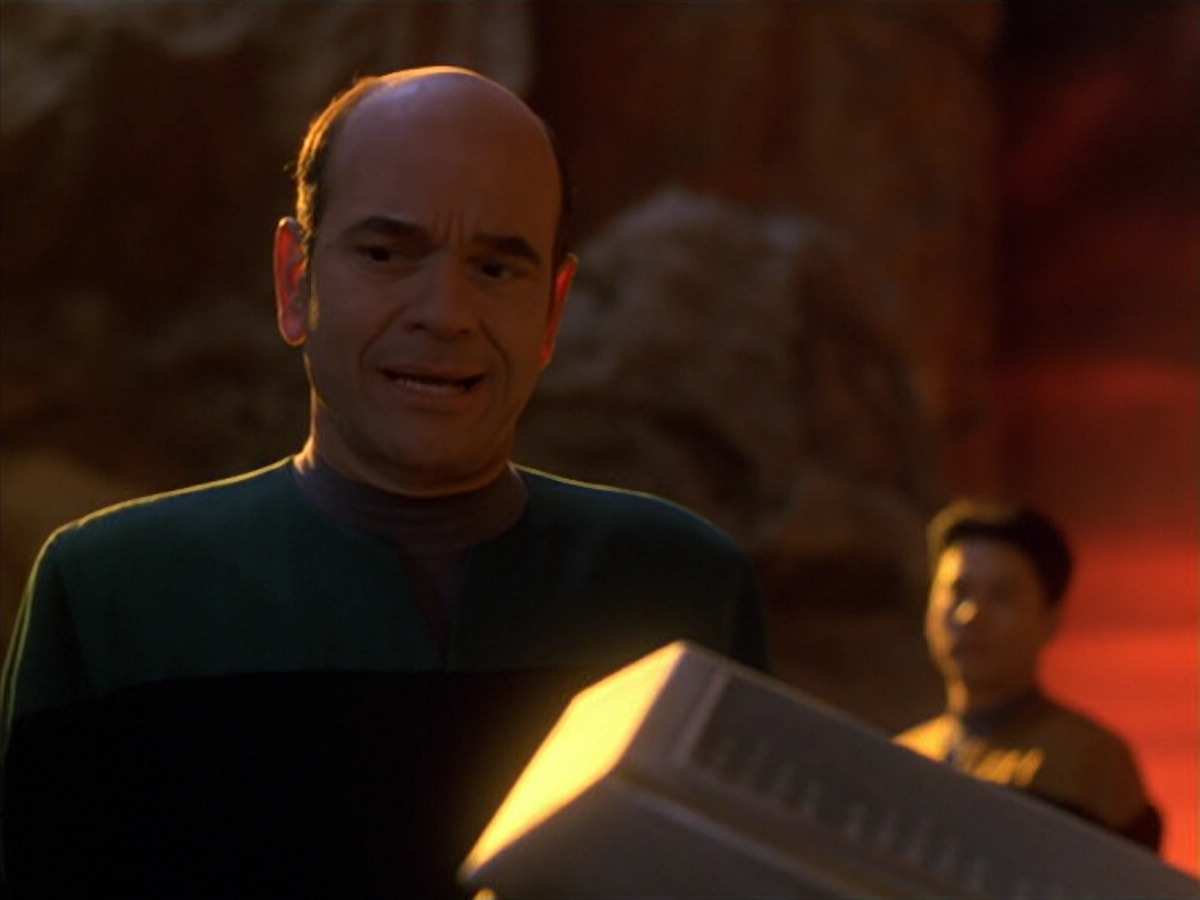 extant_StarTrek_VOY_5x25-Warhead_00757.jpg