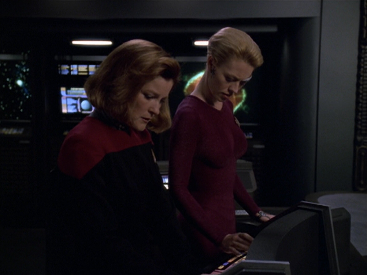 extant_StarTrek_VOY_5x25-Warhead_00949.jpg