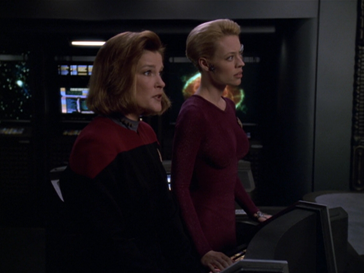 extant_StarTrek_VOY_5x25-Warhead_00956.jpg