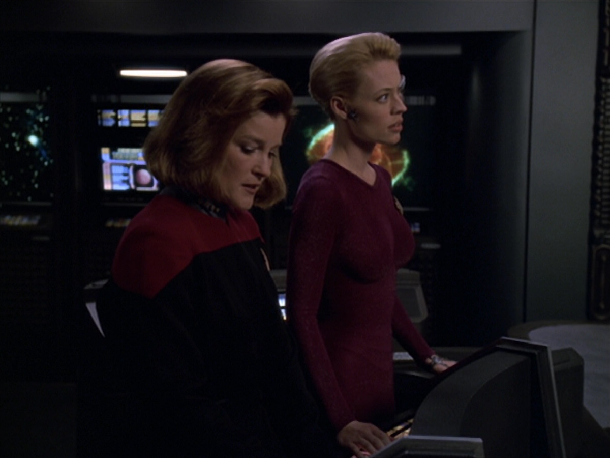 extant_StarTrek_VOY_5x25-Warhead_00960.jpg