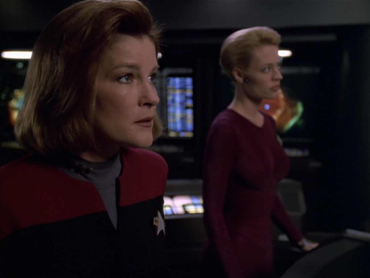 extant_StarTrek_VOY_5x25-Warhead_00975.jpg