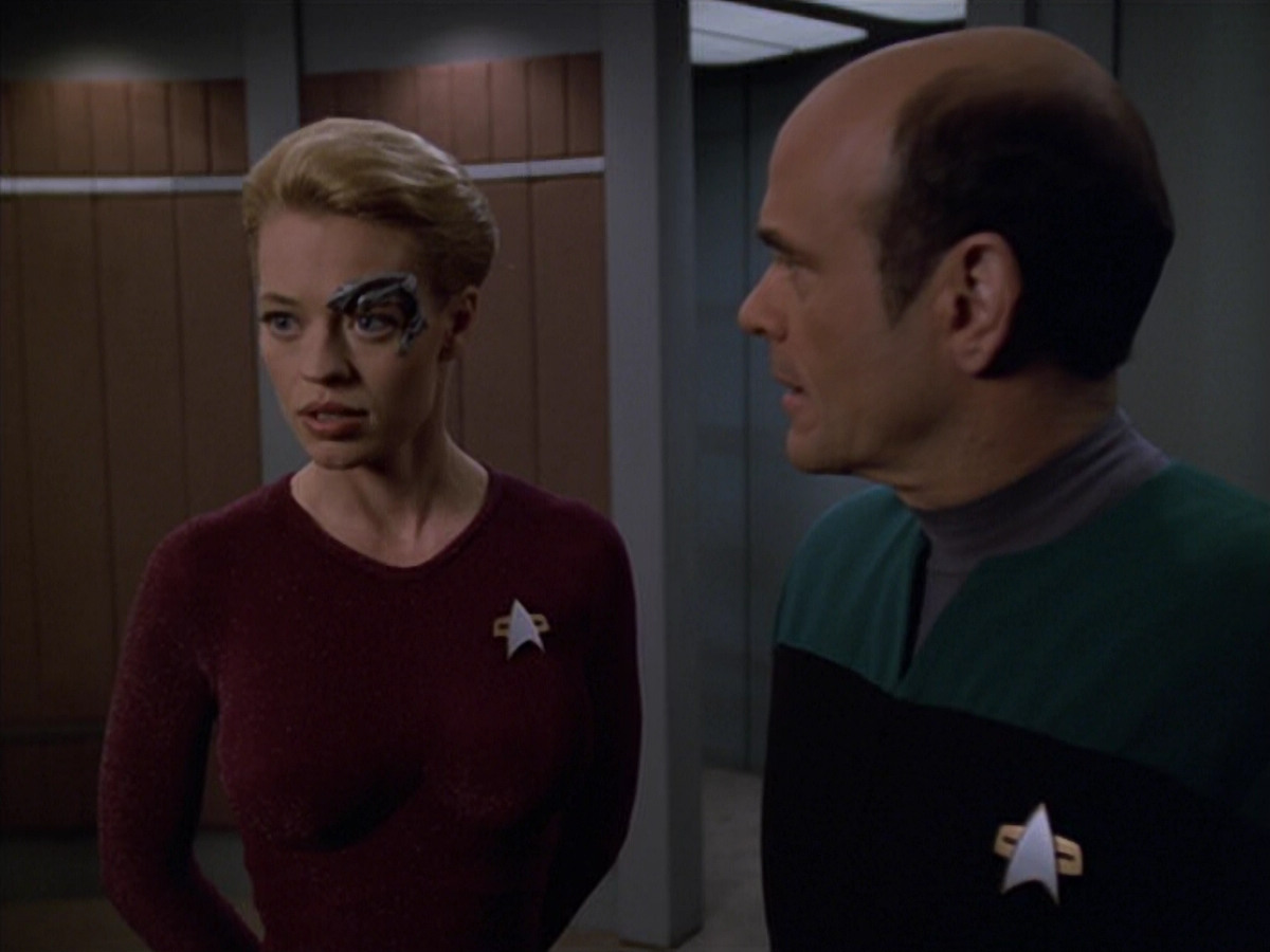 extant_StarTrek_VOY_5x25-Warhead_01070.jpg