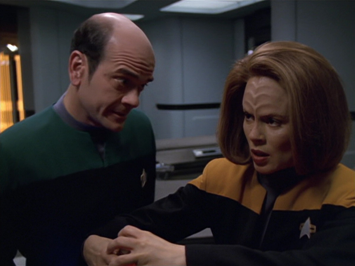extant_StarTrek_VOY_5x25-Warhead_01187.jpg