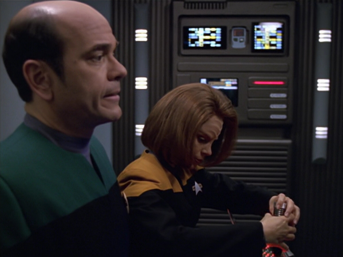 extant_StarTrek_VOY_5x25-Warhead_01211.jpg